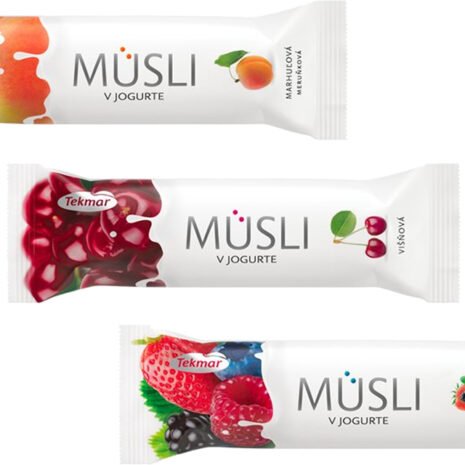 musli-tycinka-v-jogurte